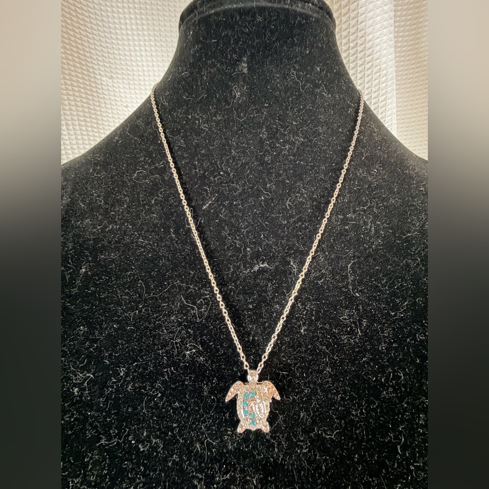 Silver Turtle Mom and BabyPendant Necklace